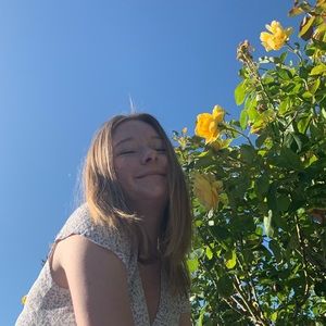 Meet your Posher, Julia